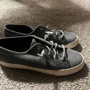 Women’s sperry sneakers